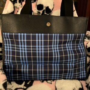 Burberry tote EUC